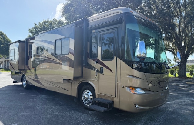 2008 Newmar Ventana 40  - Vin/Serial Number: :  Florida RV Brokers